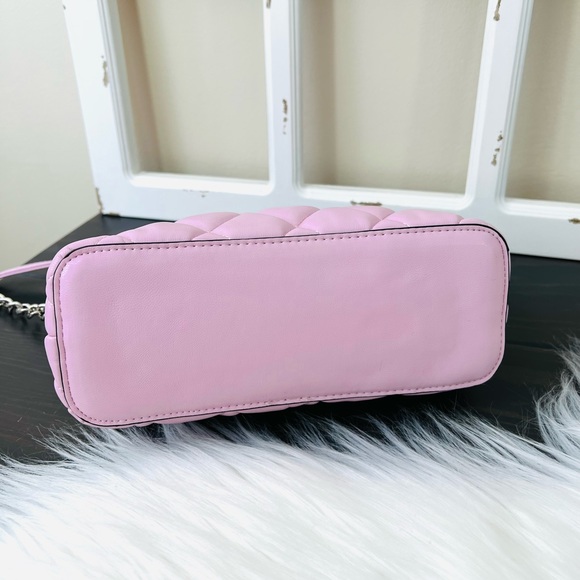 Steve Madden Maggie Quilted Crossbody - Picture 5 of 11